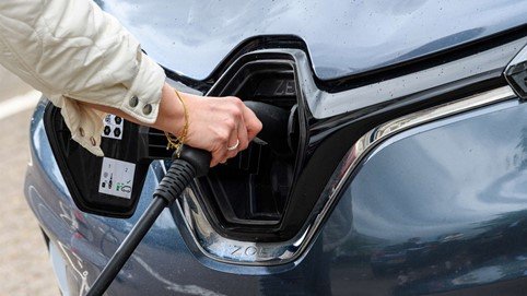 Power Up Your Hotel’s Revenue and Sustainability with EV Charging